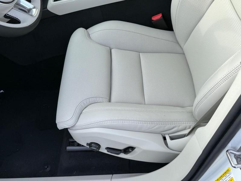 new 2026 Volvo XC90 car, priced at $75,155