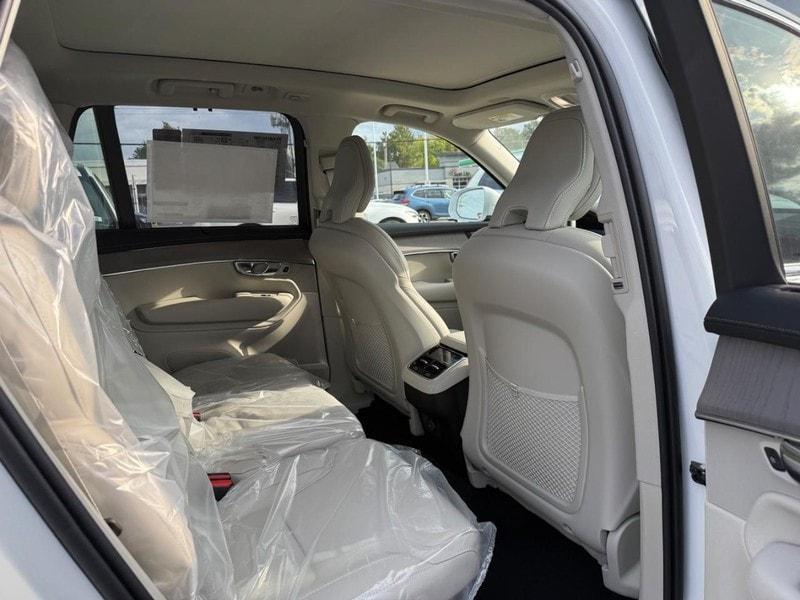new 2026 Volvo XC90 car, priced at $75,155