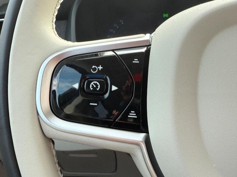 new 2026 Volvo XC90 car, priced at $75,155