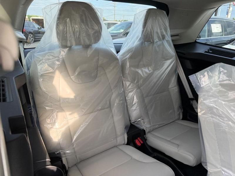 new 2026 Volvo XC90 car, priced at $75,155