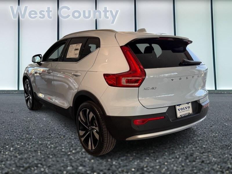 new 2025 Volvo XC40 car, priced at $48,000