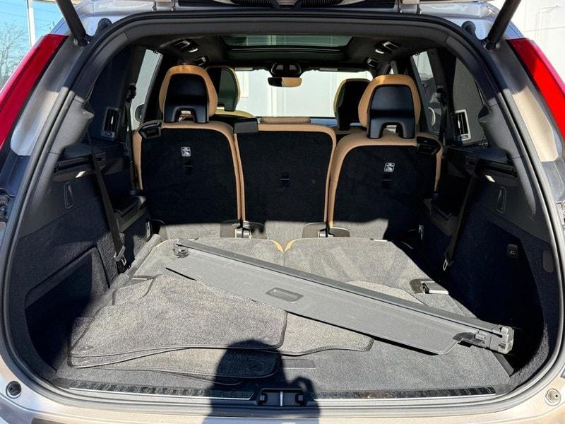 used 2024 Volvo XC90 Recharge Plug-In Hybrid car, priced at $68,822