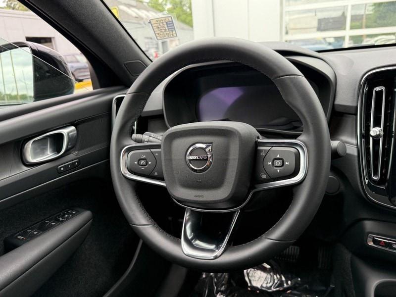 used 2023 Volvo C40 Recharge Pure Electric car, priced at $31,984