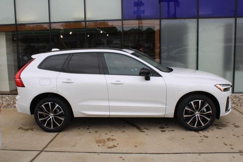 new 2024 Volvo XC60 car, priced at $56,720