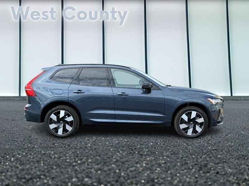 used 2025 Volvo XC60 Plug-In Hybrid car, priced at $60,000