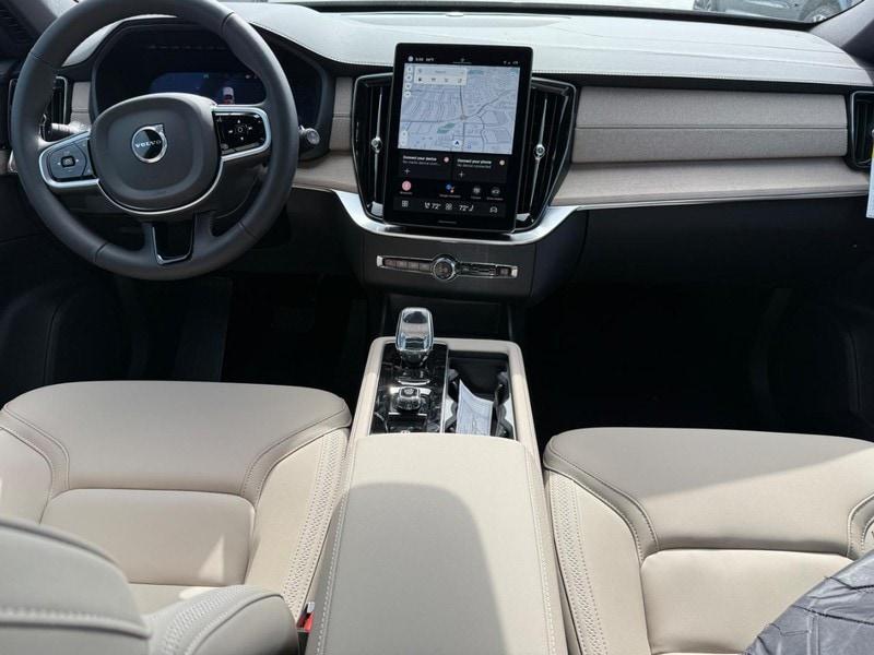 new 2025 Volvo XC90 car, priced at $60,845