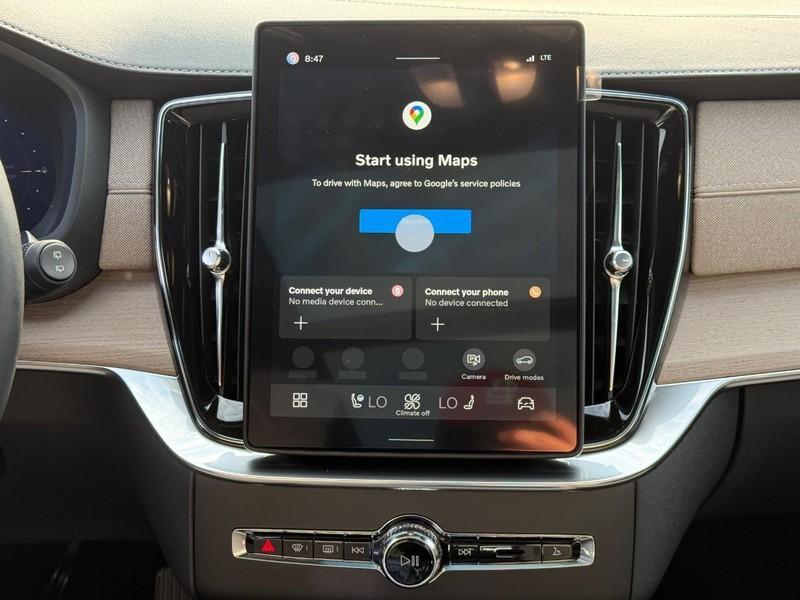 new 2026 Volvo XC90 Plug-In Hybrid car, priced at $81,265