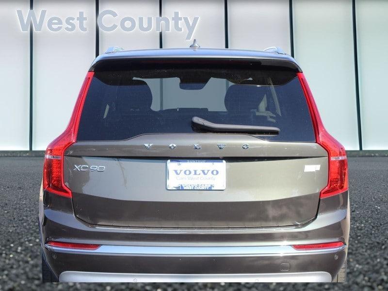 used 2022 Volvo XC90 Recharge Plug-In Hybrid car, priced at $48,000