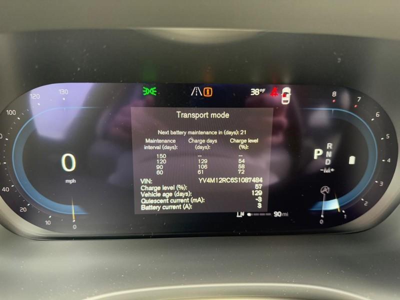 new 2025 Volvo XC60 car, priced at $55,335