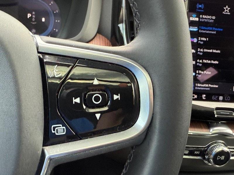 used 2023 Volvo XC60 car, priced at $40,822