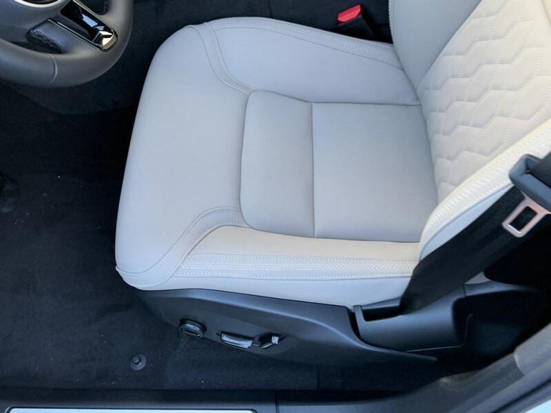 new 2026 Volvo XC60 Plug-In Hybrid car, priced at $69,285