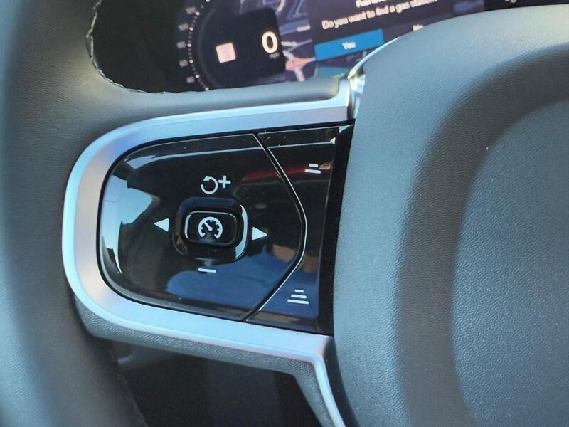 new 2026 Volvo XC60 Plug-In Hybrid car, priced at $69,285