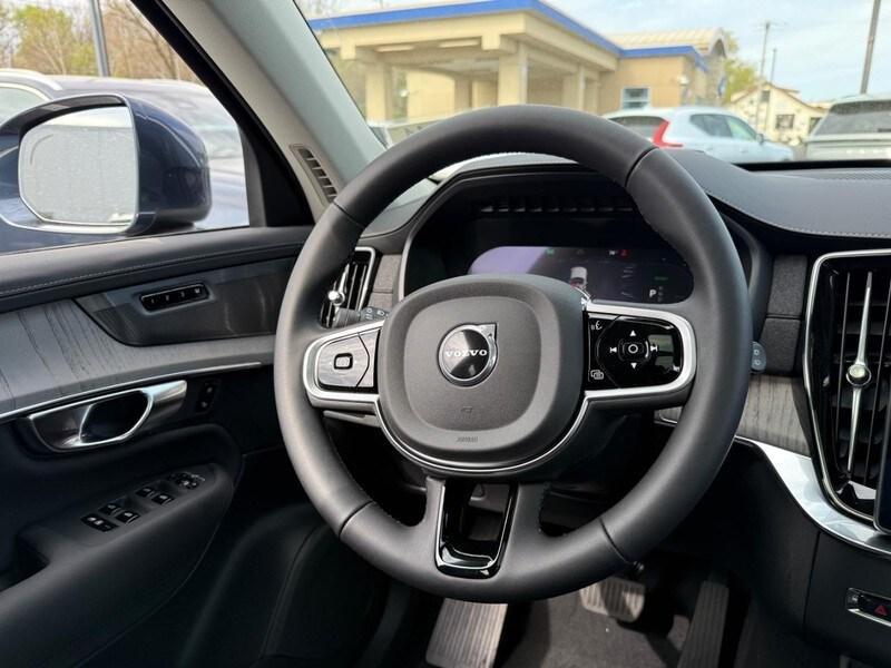 new 2025 Volvo XC90 Plug-In Hybrid car, priced at $82,755