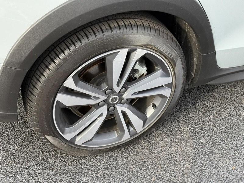 new 2025 Volvo V60 Cross Country car, priced at $46,525