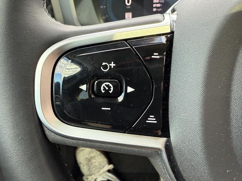 new 2025 Volvo V60 Cross Country car, priced at $46,525