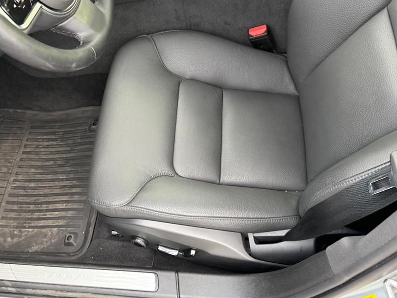 new 2025 Volvo V60 Cross Country car, priced at $46,525