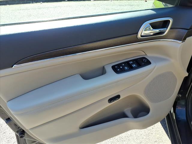 used 2016 Jeep Grand Cherokee car, priced at $11,850