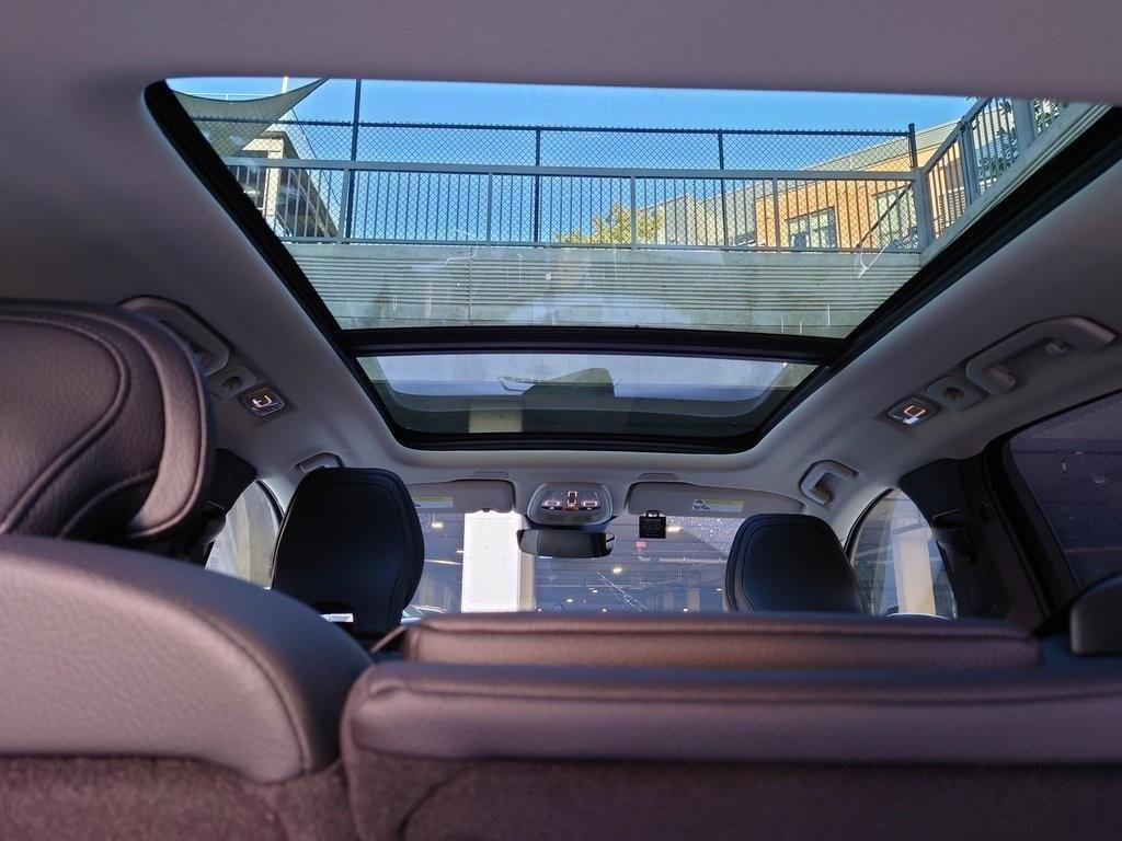 new 2025 Volvo XC60 car, priced at $51,036