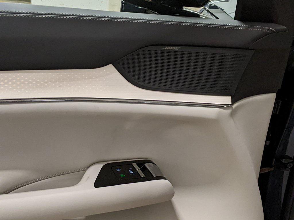 new 2025 Volvo EX90 car, priced at $87,940