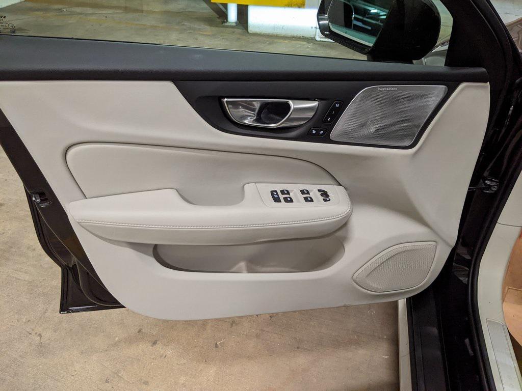 new 2025 Volvo V60 Cross Country car, priced at $61,755