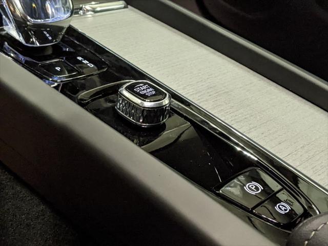 new 2025 Volvo V60 Cross Country car, priced at $58,555