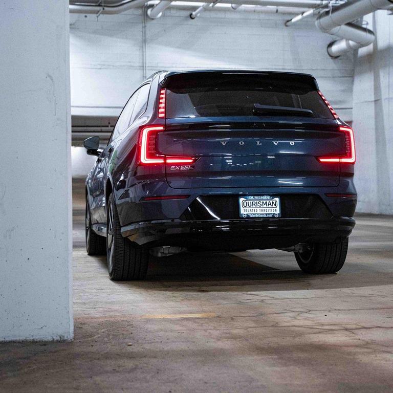 new 2025 Volvo EX90 car, priced at $79,530