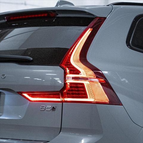 new 2025 Volvo XC60 car, priced at $55,335