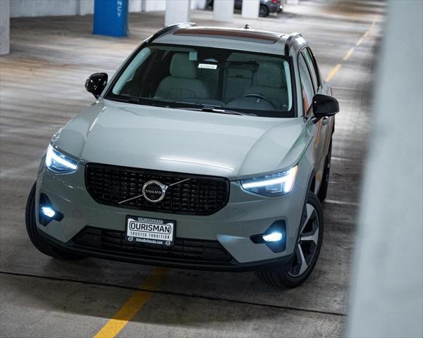 new 2025 Volvo XC40 car, priced at $48,315