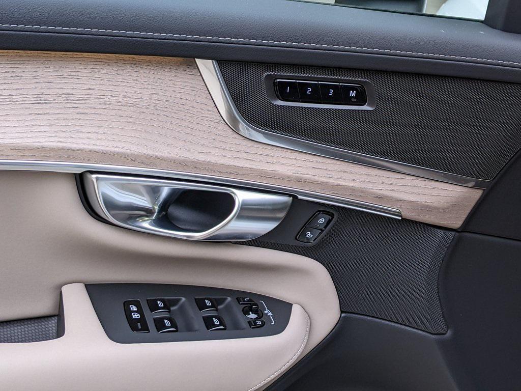 new 2026 Volvo XC90 car, priced at $62,345