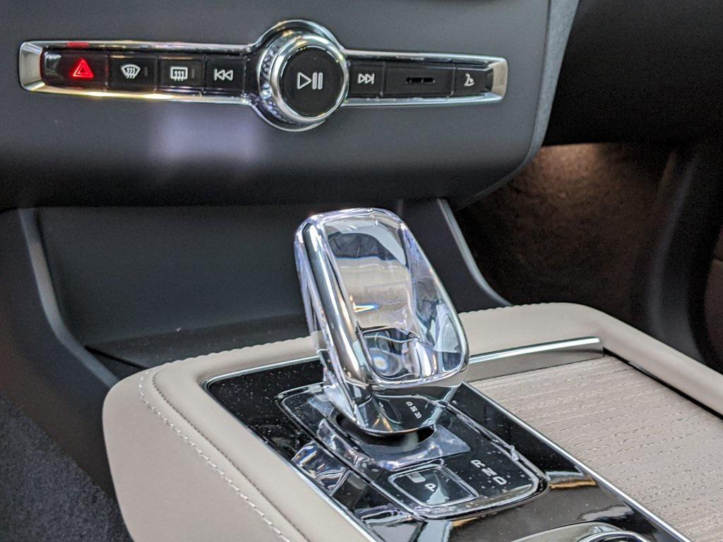 new 2026 Volvo XC90 car, priced at $62,345