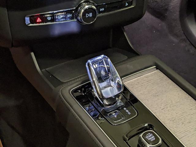new 2025 Volvo XC90 Plug-In Hybrid car, priced at $82,405