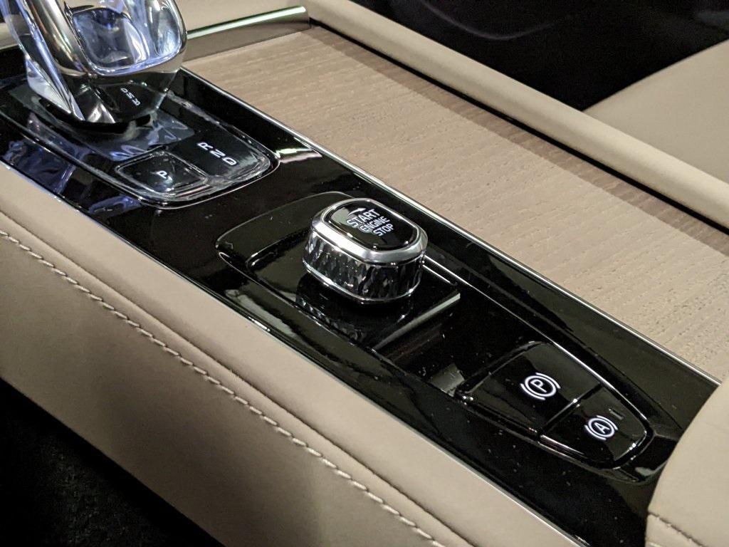 new 2026 Volvo XC90 car, priced at $65,906