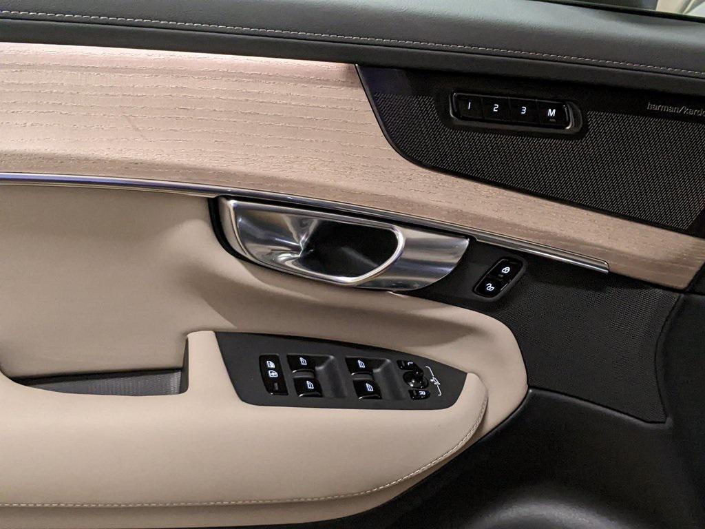 new 2026 Volvo XC90 car, priced at $65,906