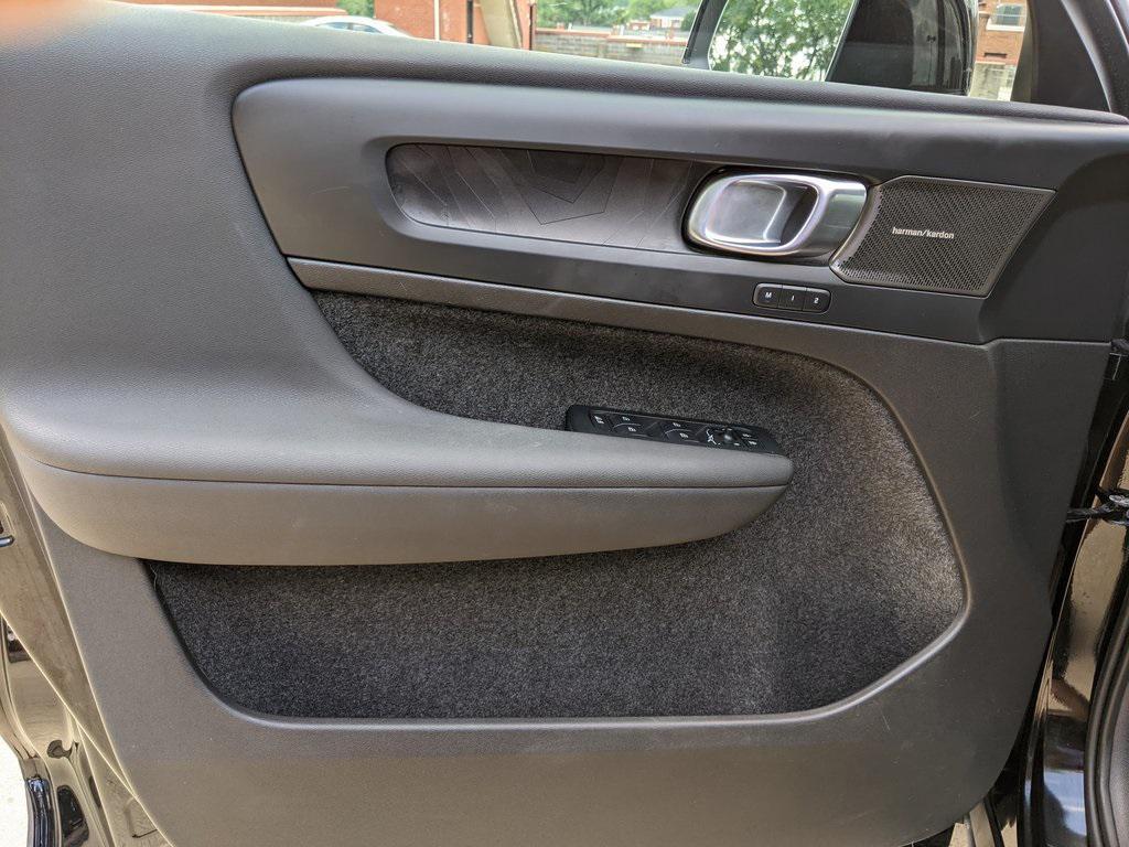 used 2023 Volvo C40 Recharge Pure Electric car, priced at $28,500