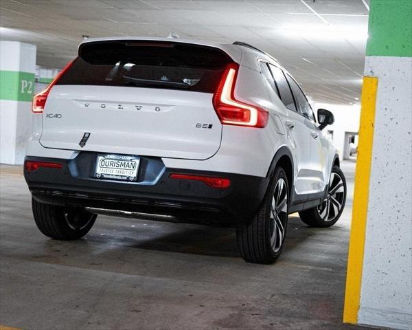 new 2025 Volvo XC40 car, priced at $47,145