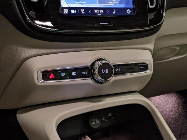 new 2025 Volvo XC40 car, priced at $52,780
