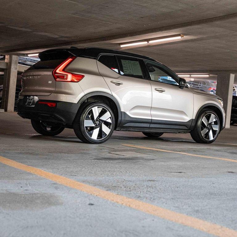 used 2023 Volvo XC40 Recharge Pure Electric car, priced at $39,000