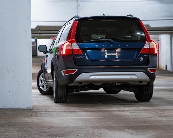 used 2013 Volvo XC70 car, priced at $17,999