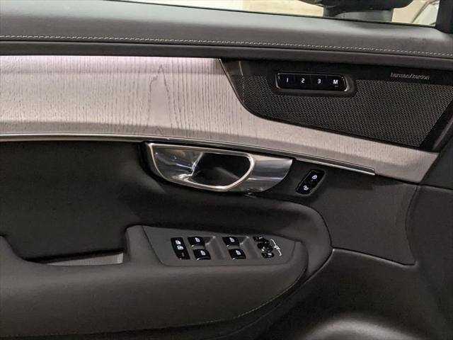 new 2025 Volvo XC90 car, priced at $72,755