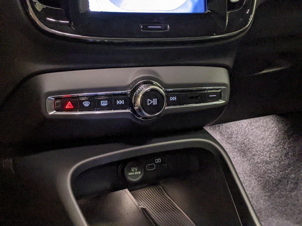 new 2026 Volvo XC40 car, priced at $50,150