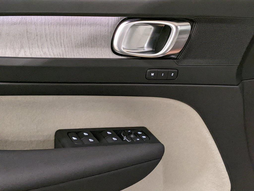 new 2026 Volvo XC40 car, priced at $50,150