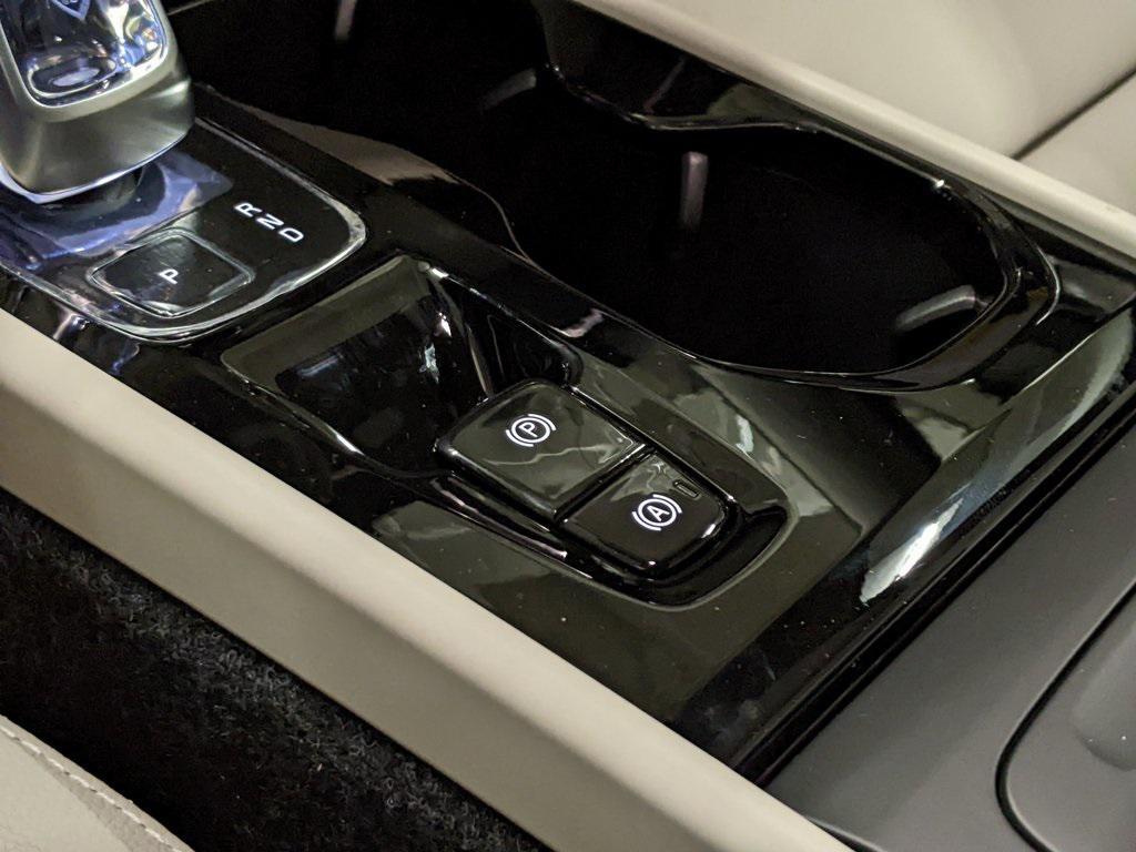 new 2026 Volvo XC40 car, priced at $50,150