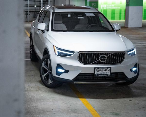 new 2025 Volvo XC40 car, priced at $48,315