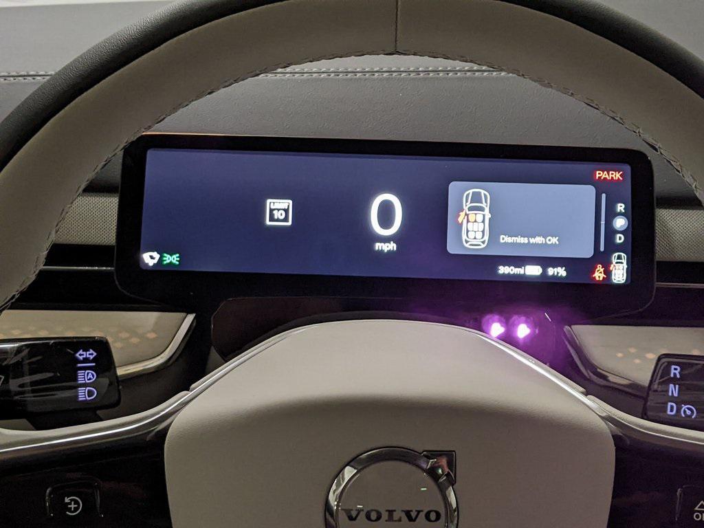 new 2025 Volvo EX90 car, priced at $96,125