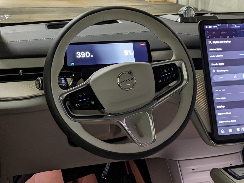 new 2025 Volvo EX90 car, priced at $96,125