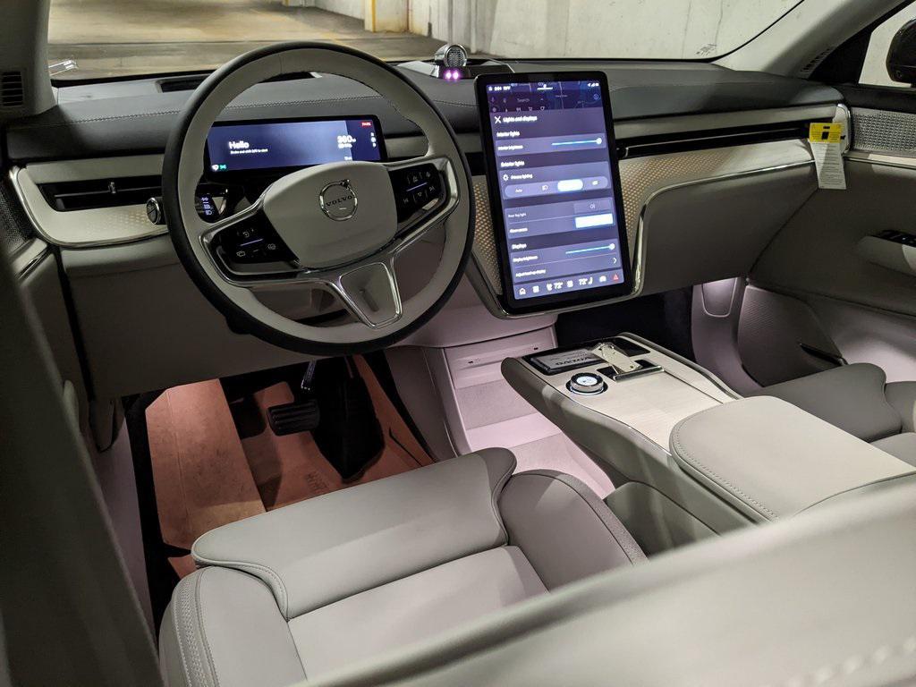 new 2025 Volvo EX90 car, priced at $96,125