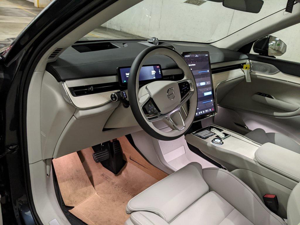 new 2025 Volvo EX90 car, priced at $96,125