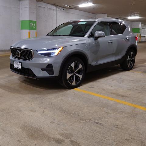 new 2025 Volvo XC40 car, priced at $46,015