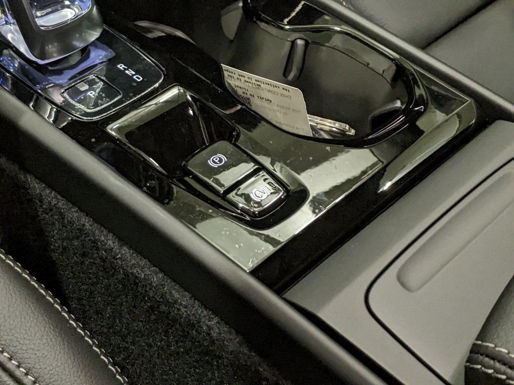 new 2026 Volvo XC40 car, priced at $50,150