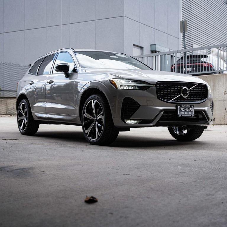 new 2025 Volvo XC60 car, priced at $59,836